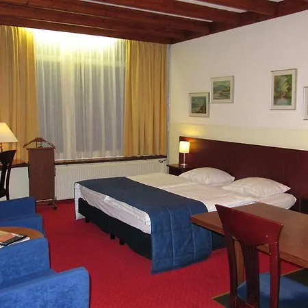 Hotel Maurits 3*