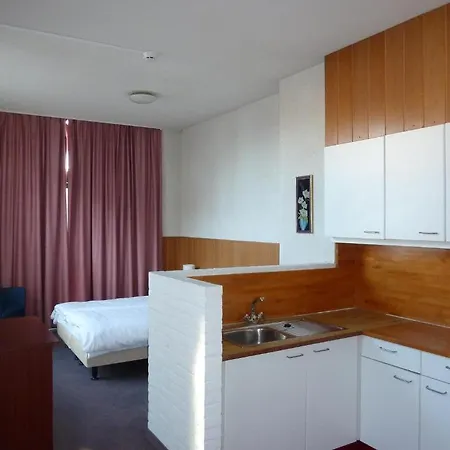 Maurits Hotel 3*